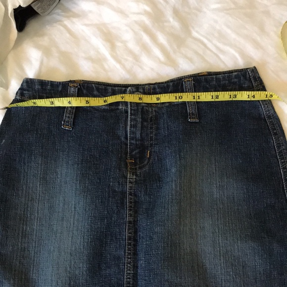 Ángel mini jean skirt. Great condition. Size 5 - Picture 8 of 9